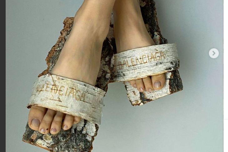 Российский дизайнер создал удивительную обувь и одежду из овощей