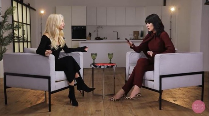 Лобода вот уже много лет платит в ресторанах и за себя, и за других людей