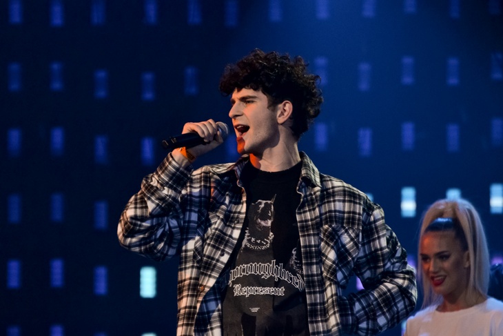 Тиктокеры захватили новый год: Карнавал, Милохин и Бабич вышли на сцену праздничной программы