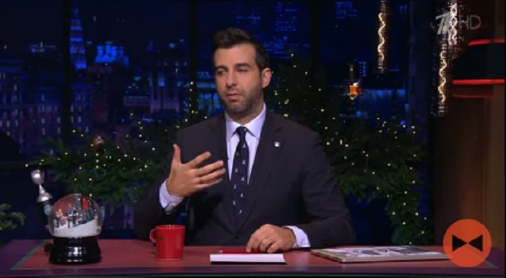 Смех был неестественным: Ургант вспомнил, как в 12 лет смотрел стриптиз на дне рождения Боярского