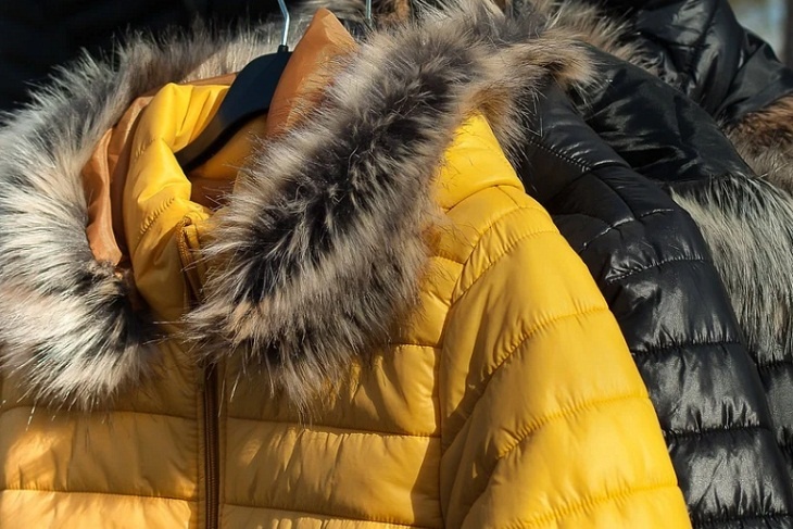 Тепло и модно: стилисты «Модного приговора» объяснили, как правильно выбирать пуховик на зиму