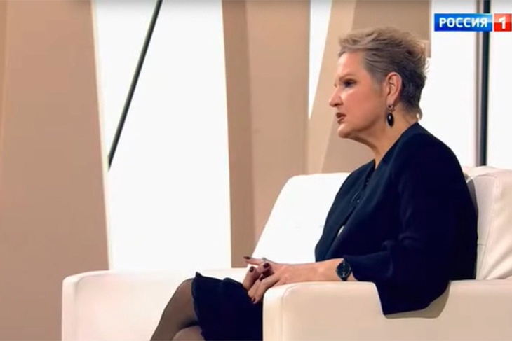 «Ваш ребеночек умер, помогите нам его родить»: Суханкина со слезами рассказала о своей трагедии