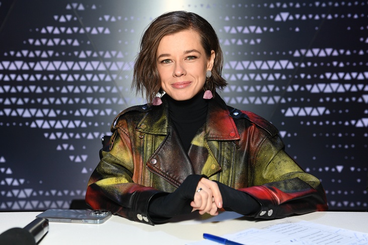 Пока Милохин спасает мир, Бородина — продавщица: подробности нового «Ледникового периода»