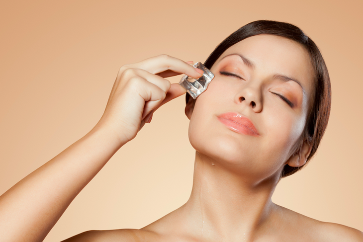 Косметолог объяснил, как утром всегда выглядеть свежим