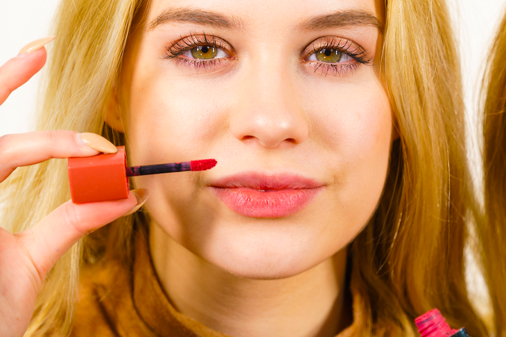 Как изменится декоративная косметика в 2022-м