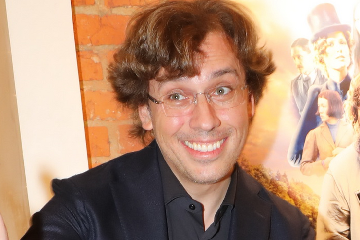 Галкин в день рождения Уолта Диснея нарисовал мышей на пальцах ног: фото