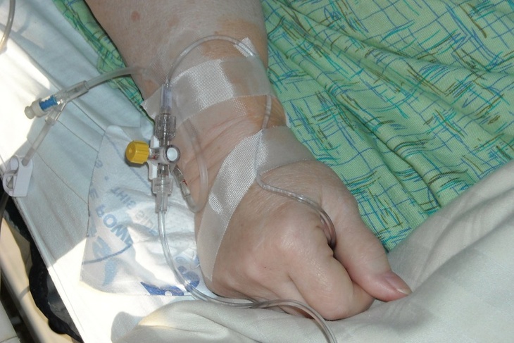Страшные последствия, если не лечить: при каких болезнях немеют руки и ноги