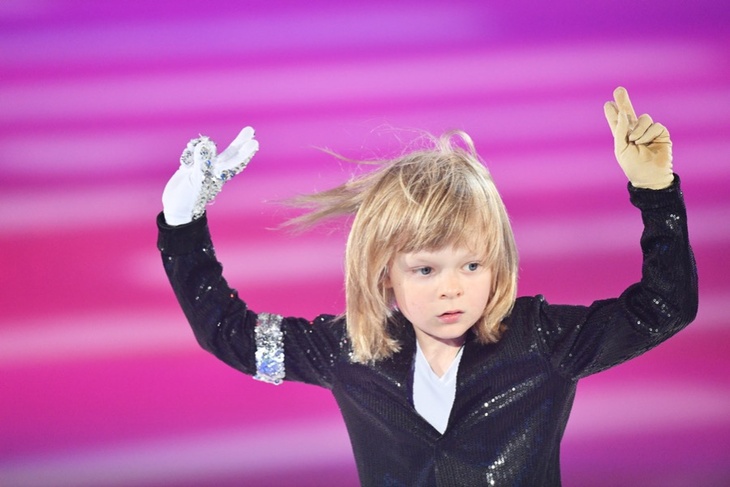 8-летний сын Плющенко без слов ответил на критику Татьяны Тарасовой: видео