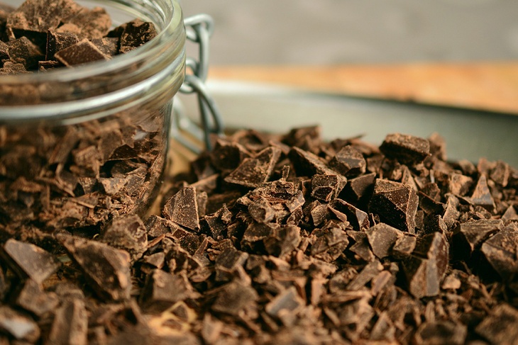Спасет от страшного рака: назван единственный вид шоколада, предотвращающий онкологию 
