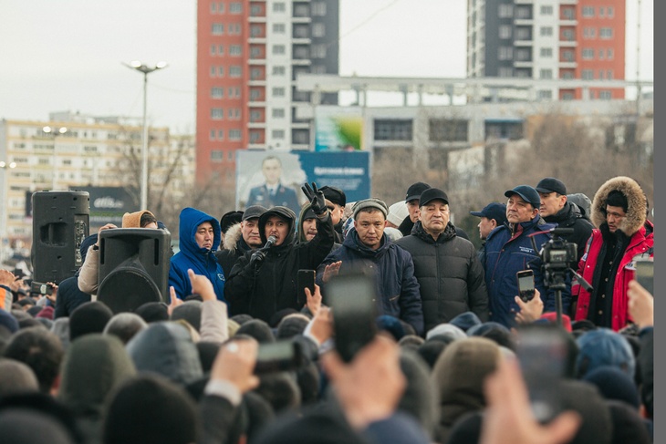 Протесты в Казахстане: обсуждаем вместе с экспертами главное к этой минуте