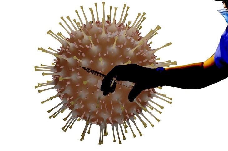 Доктор Мясников разъяснил, почему не надо удивляться ревакцинации от коронавируса