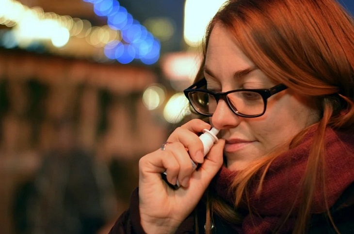 «Должен вас расстроить»: кардиолог рассказал, могут ли обычные капли в нос повышать давление