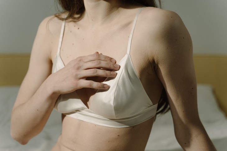 Доктор Мясников: риск развития рака меньше у тех, кто кормит грудью