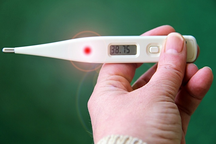 Кардиолог объяснил, когда повышенная температура говорит об опасном заболевании