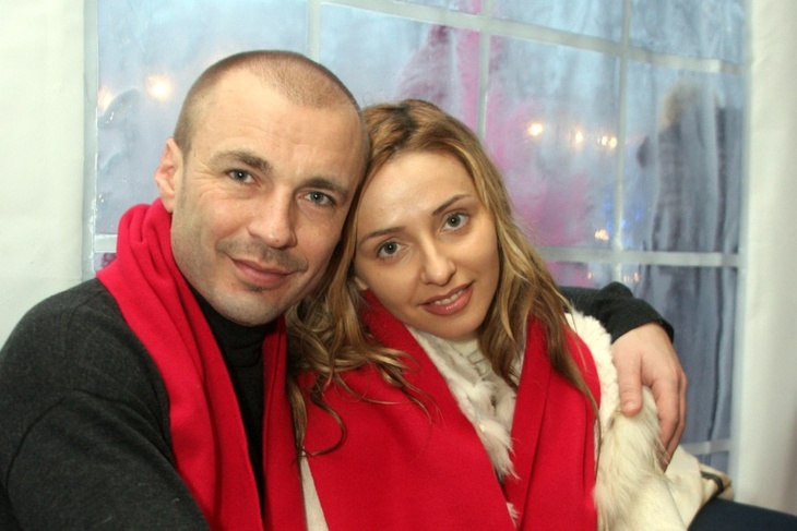 Жулин признался, звал экс-жену Навку на свадьбу с Михайловой и ходил ли на ее торжество с Песковым