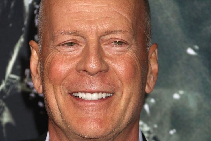 Bruce Willis’ daughter Rumer posts throwback pics her seriously ill father
