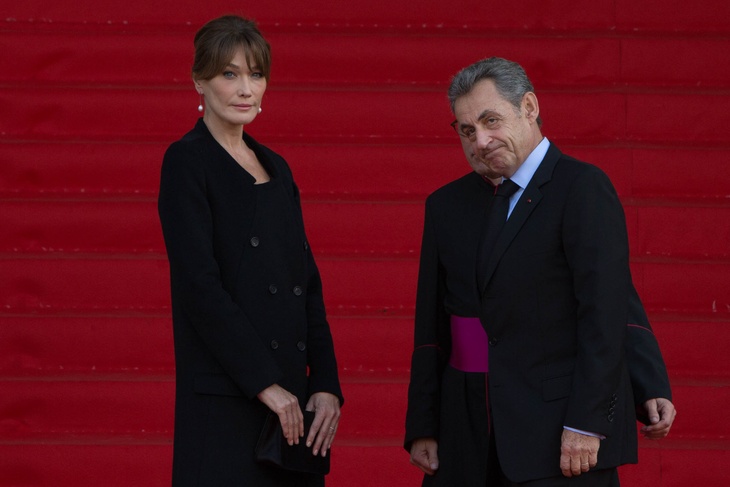 Карла Бруни восхитилась своим «альфа-самцом» мужем Николя Саркози 