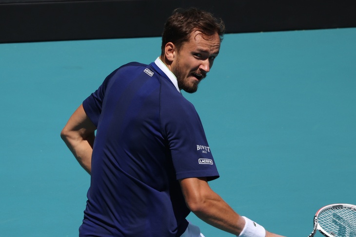 Медведев пробился в четвертьфинал «Мастерса» в Майами