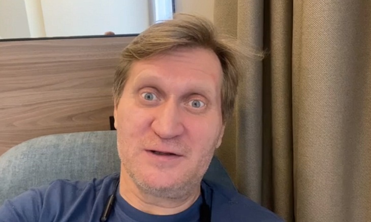 «Пять банок тушенки и мешок гречки»: Андрей Рожков заявил, что дефолта России не миновать