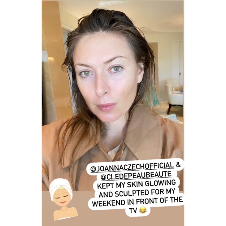 Мария Шарапова показала фото без грамма макияжа и восхитила своей естественной красотой