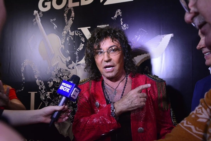 «Богохульник!»: зачем отдыхающая в Израиле Пугачева спустила собак на священника