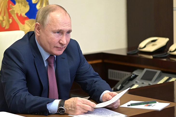 «Не могут жить без фуагра и устриц»: Путин жестко прошелся по представителям «высшей касты