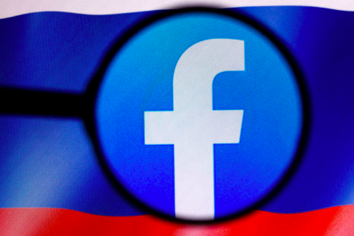 Роскомнадзор заблокировал Facebook в России