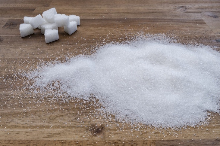 Россиянам объяснили, почему нужно прекратить закупаться сахаром впрок