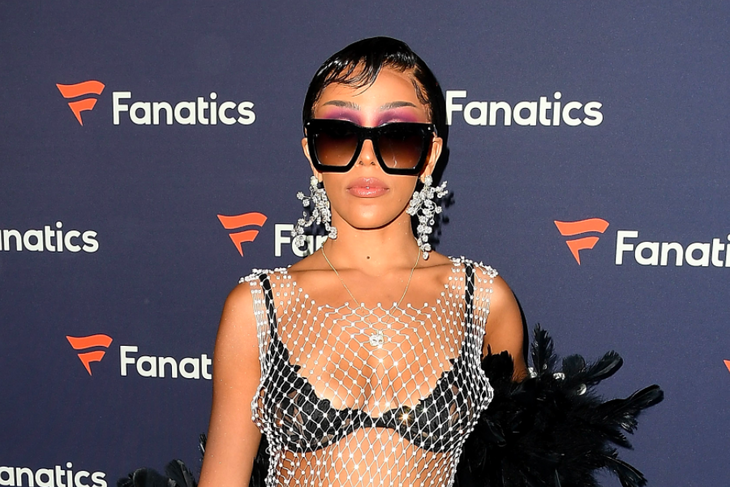 Video: Doja Cat almost misses her Grammy win because she went to piss