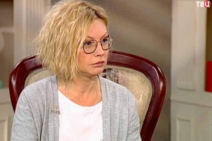 «Скиталась по знакомым, денег вообще не было»: Бабенко оказалась на грани нищеты «Скиталась по знакомым, денег вообще не было»: Бабенко оказалась на грани нищеты