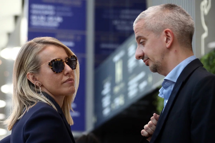 «Постарела лет на 10»: блогерша Лена Миро поставила на браке Собчак и Богомолова крест