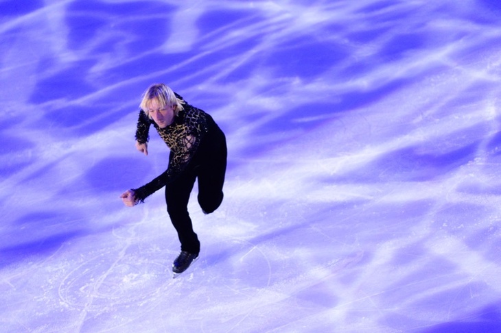 Плющенко пожаловался, что лишился 30 ледовых шоу в Европе и Японии 