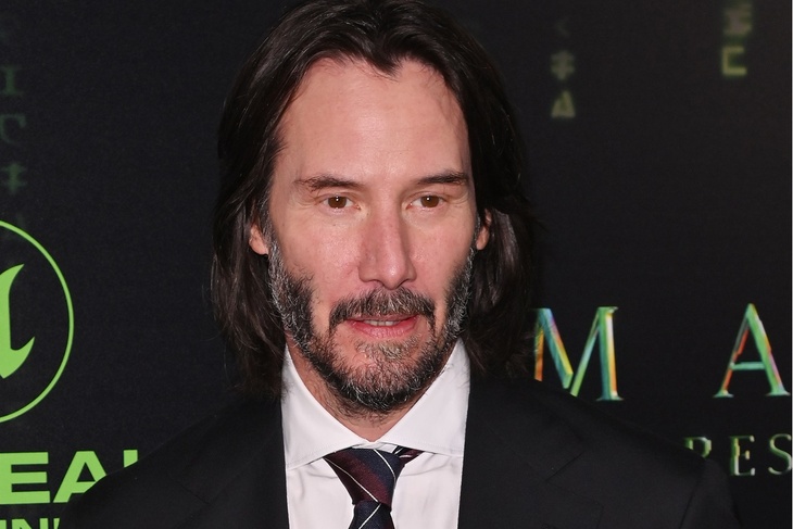 Getting engaged? Keanu Reeves was caught looking for a diamond ring