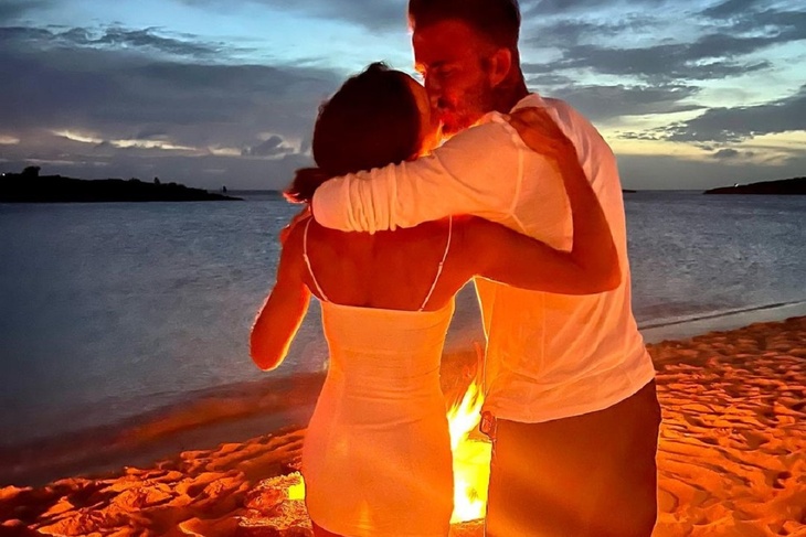 PHOTO: David Beckham romantically congratulated his wife on her birthday