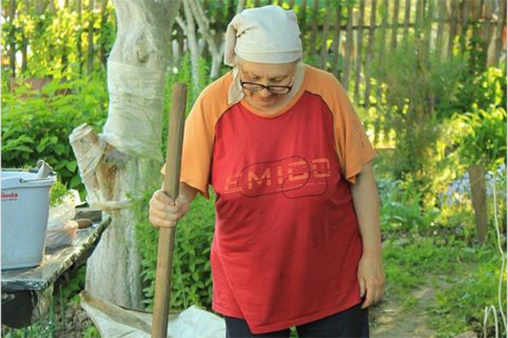 «Спина пожилого не терпит изгибов»: Мясников дал полезные советы садоводам