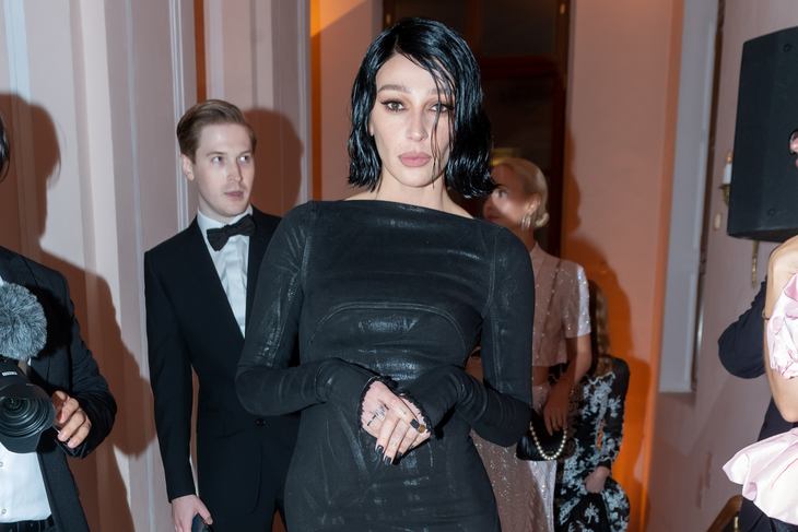 «Ща выпью, не могу»: Ивлеева напугала поклонников своей ломкой к спиртному