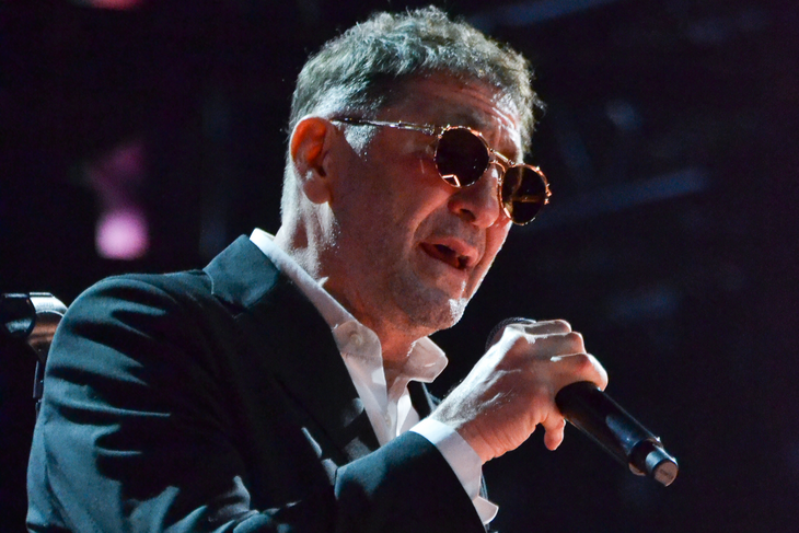 Участники рок-группы «Пикчи!» рассказали, как Виктор Дробыш помог им перепеть Григория Лепса Участники рок-группы «Пикчи!» рассказали, как Виктор Дробыш помог им перепеть Григория Лепса