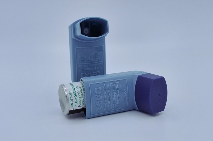 Пульмонолог назвала первые симптомы бронхиальной астмы