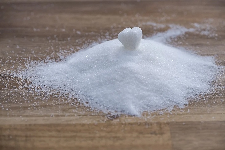 «Это недопустимый показатель!»: диетолог Гинзбург рассказал, сколько сахара съедают россияне