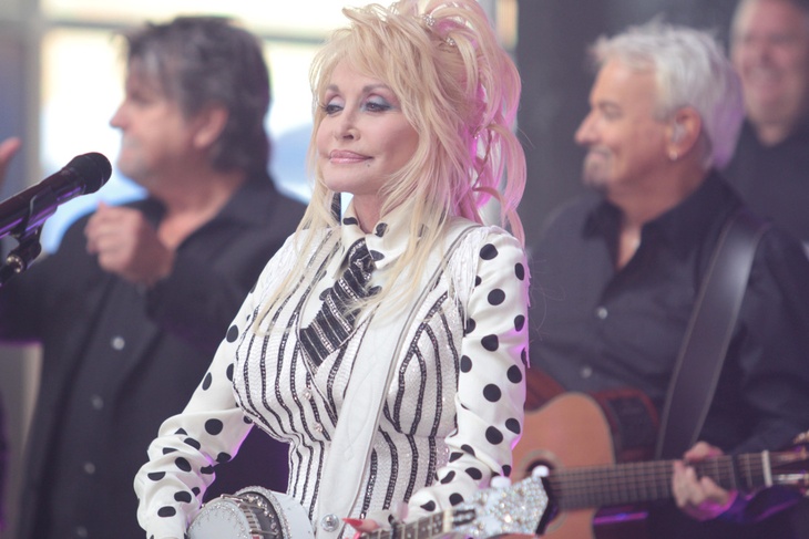 Dolly Parton shares her heartache after ‘sister’s’ death
