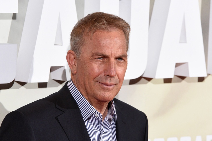 'Now God has Ray:' Kevin Costner mourns Ray Liotta