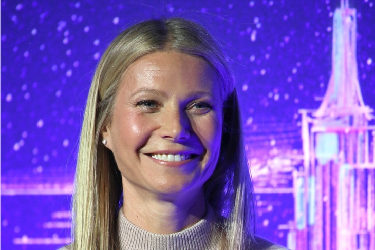 PHOTO: Gwyneth Paltrow showed a rare photo of her daughter