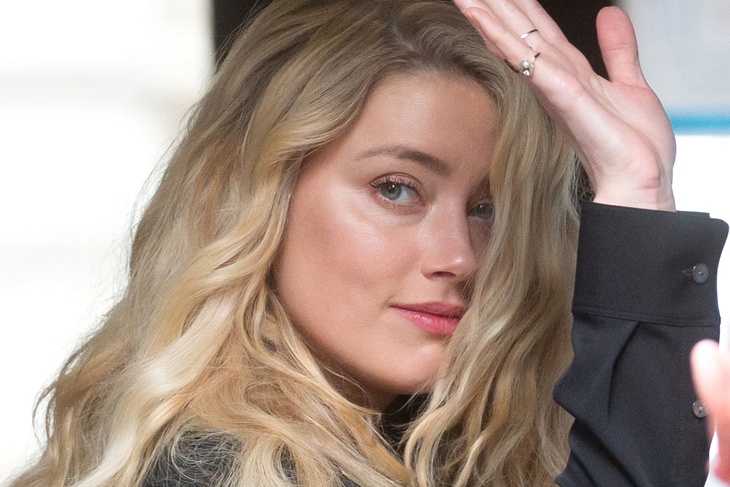  Amber Heard is afraid for her life because she receives ‘death threats’ every day