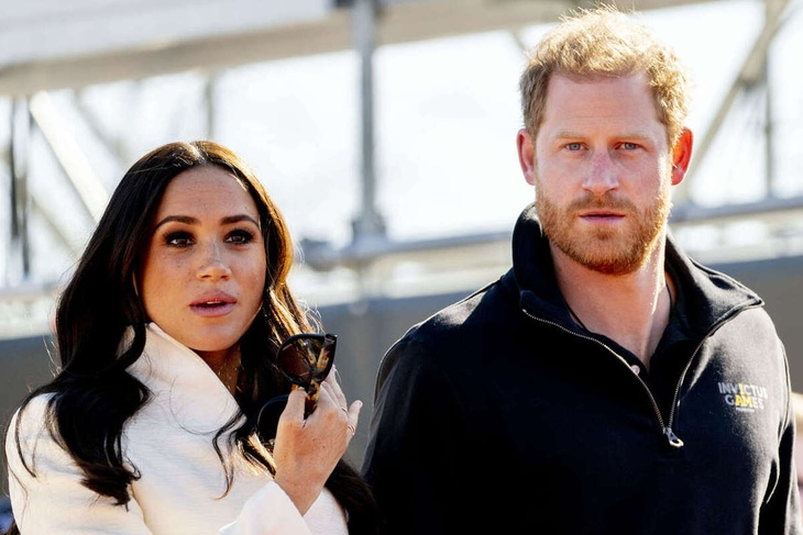 Prince Harry and Meghan Markle 's popularity sinks to all-time low