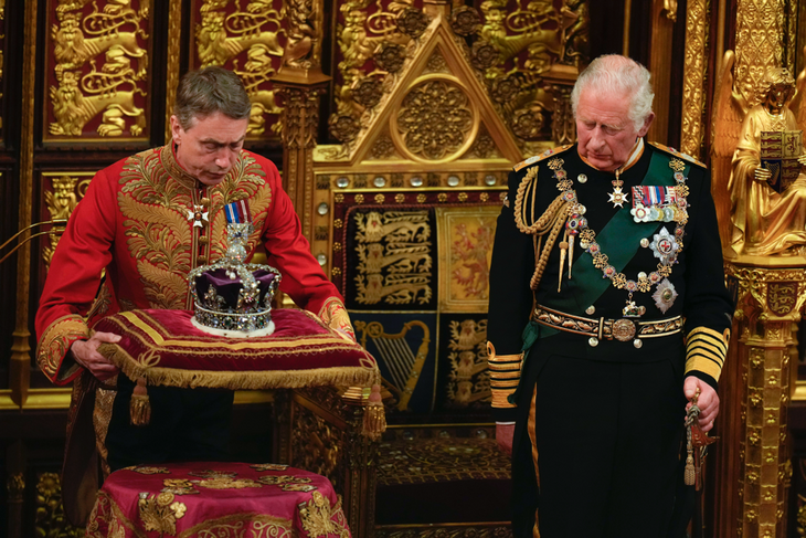 Королева Елизавета II нарушит традицию из-за проблем со здоровьем