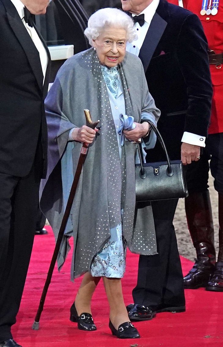 PHOTO: Queen Elizabeth II arrives for the Platinum Jubilee Celebration event