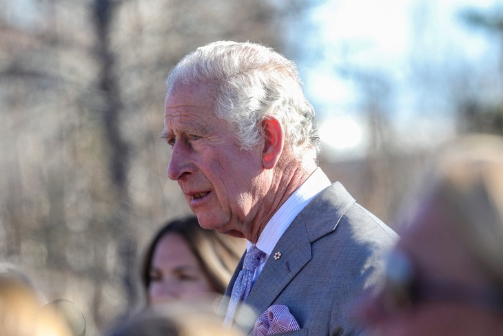 Prince Charles meets with refugees in Romania - first of the senior royals