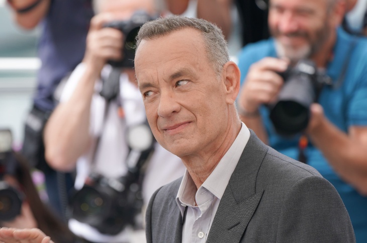 Tom Hanks ignores journalists' question about accent in 'Elvis' movie