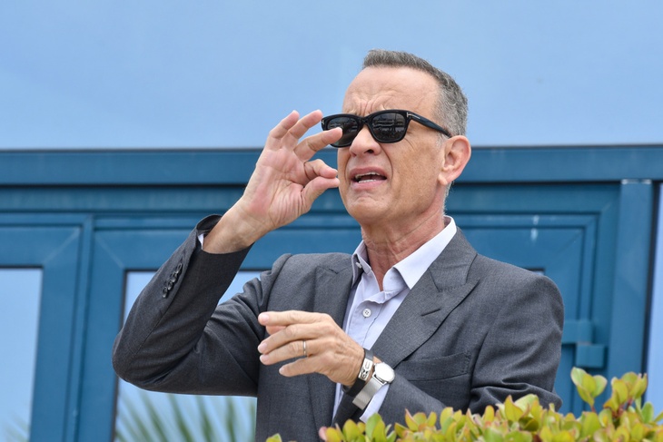 Tom Hanks named the Queen's favorite cocktail