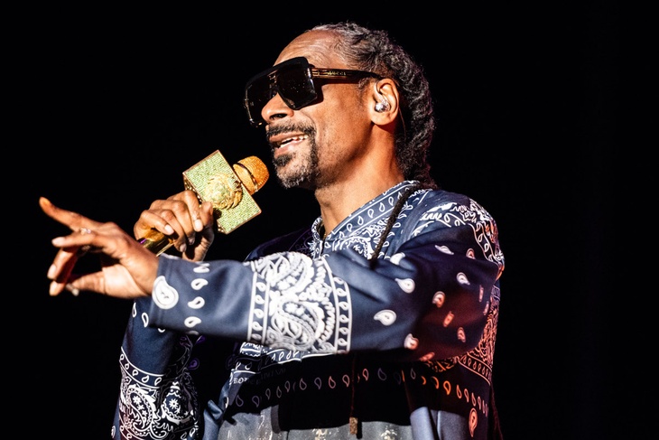 Snoop Dogg is calling off all of his upcoming shows